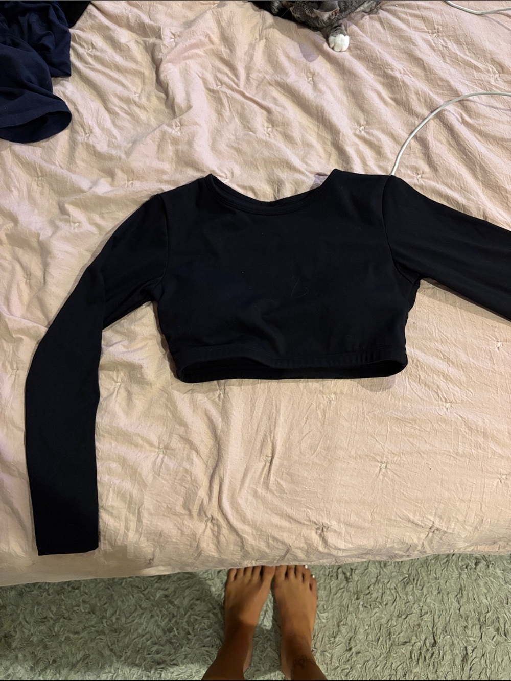 Amazon Black Long Sleeve work out Crop Top